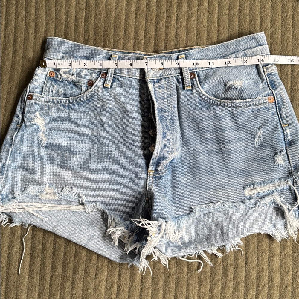 euc agolde parker vintage cut off short - Picture 9 of 11